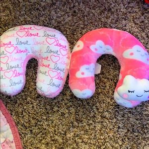 Neck pillows $2 each